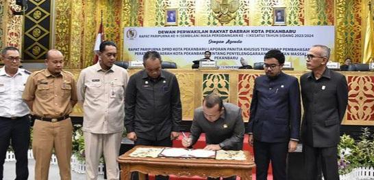 Perda Angkutan Umum Massal Disahkan DPRD Kota Pekanbaru