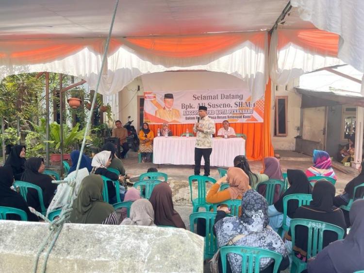 Warga Sampaikan Aspirasi saat Reses Anggota DPRD Pekanbaru Ali Suseno